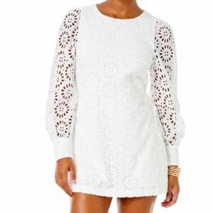 💞 Lilly Pulitzer White Eyelet Aisha Romper 12